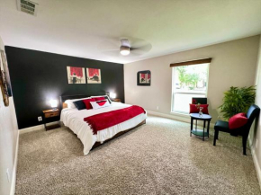 4bd Airport Haven: 8mins Away - BBQ - Games